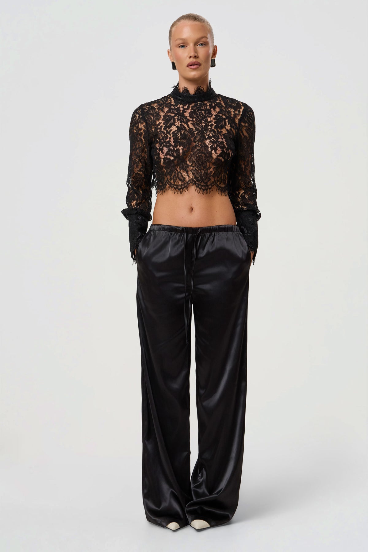 ARABELLA LACE BLOUSE | BLACK-2