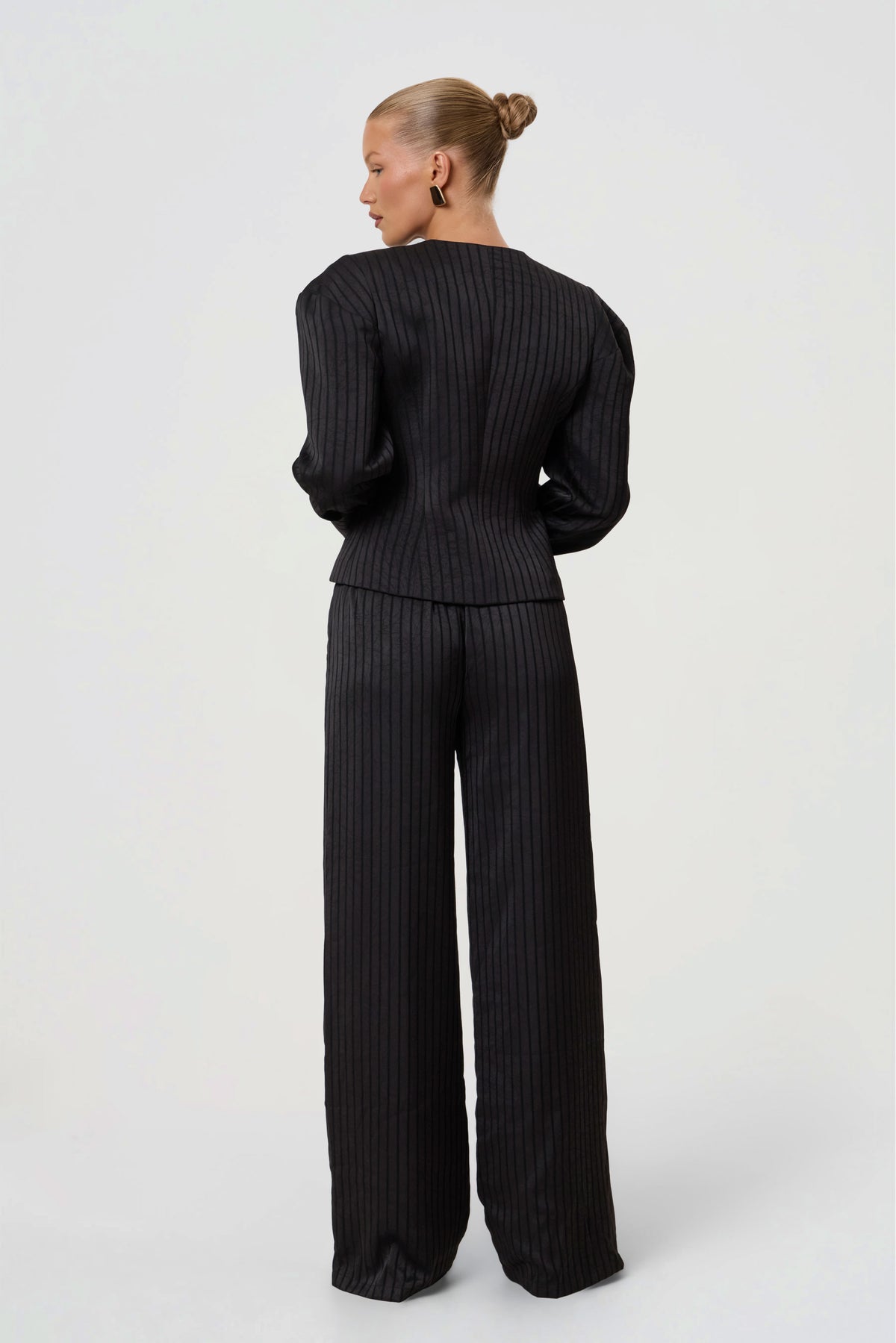MARGOT PINSTRIPE-BLAZER | BLACK SATIN-5