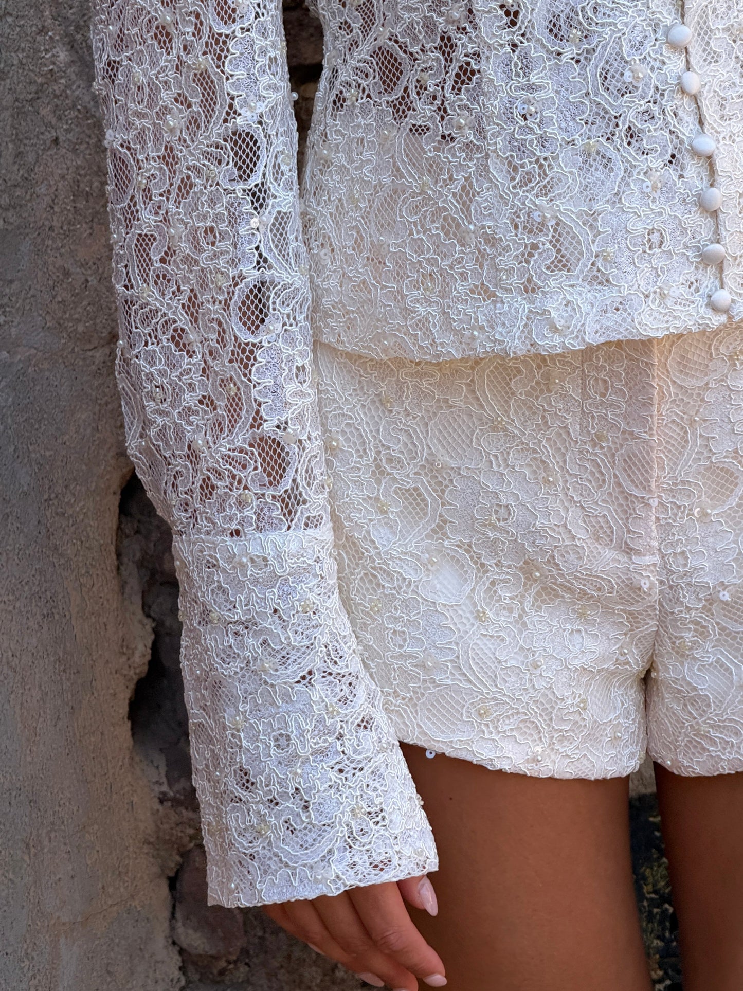 STRUCTURED SATIN SHORTS | PEARL LACE